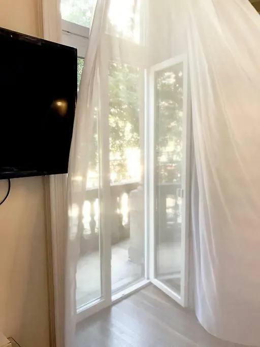 Grand Eliza 3Bedroom Luxury Apt At Blaha Budapest 0*,