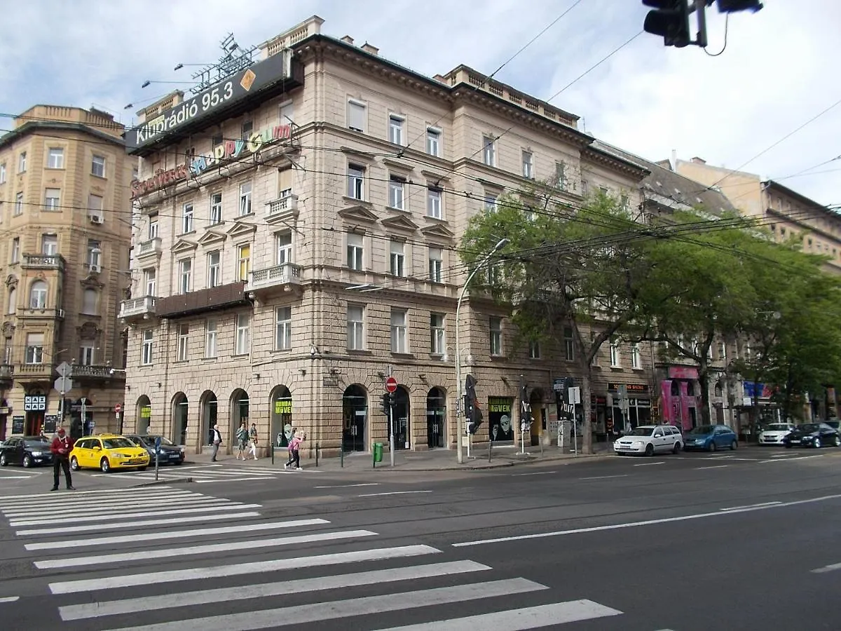 Grand Eliza 3Bedroom Luxury Apt At Blaha Budapest
